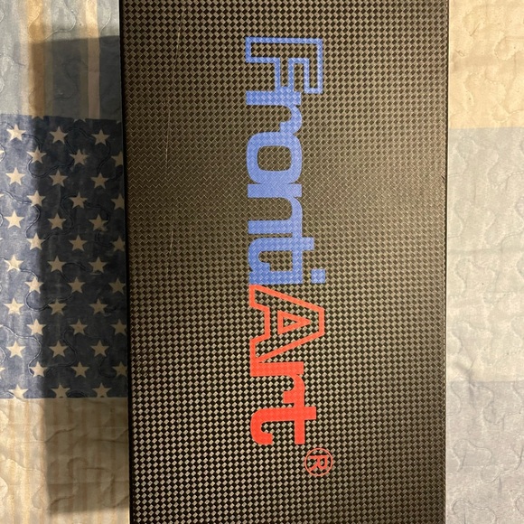 1:18 scale resin Frontiart Keonigsegg Agera RS. - Picture 9 of 10